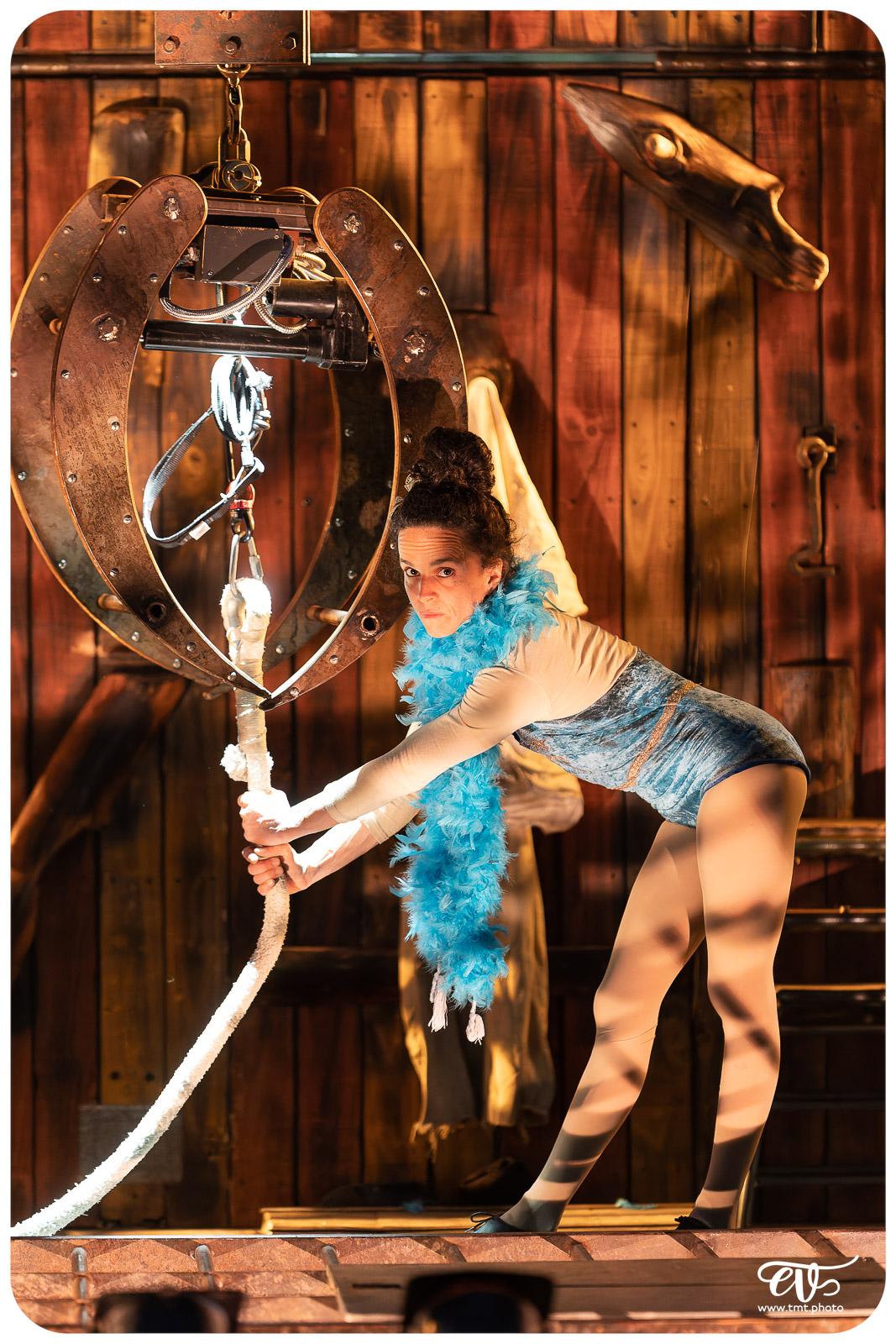 DE CHAIR ET D'ACIER (CIE 100 RACINES)